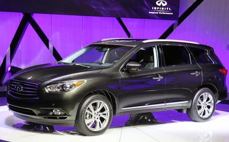 L’Infiniti JX en sol canadien au Salon International de l’auto de Montréal